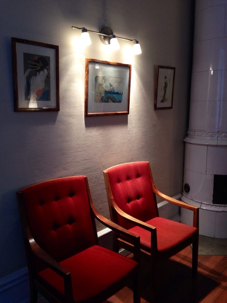 Ryggakuten På Roslagsgatan